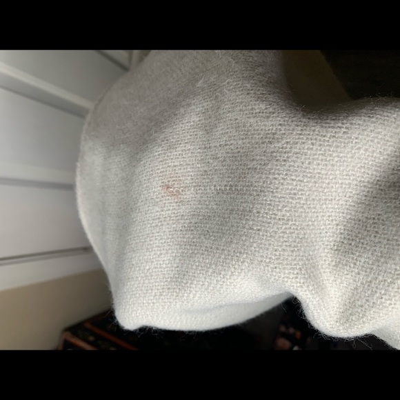 SOIA & KYO | Shawl Poncho - Picture 4 of 4